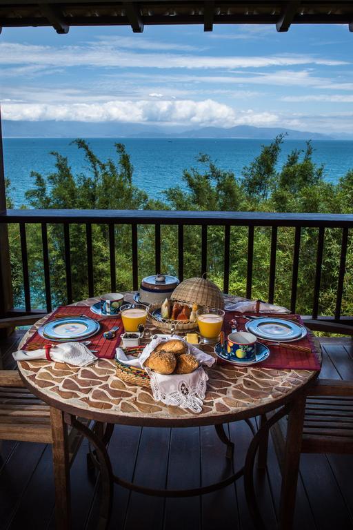 Casa Vermelha Guest House Илябела Екстериор снимка