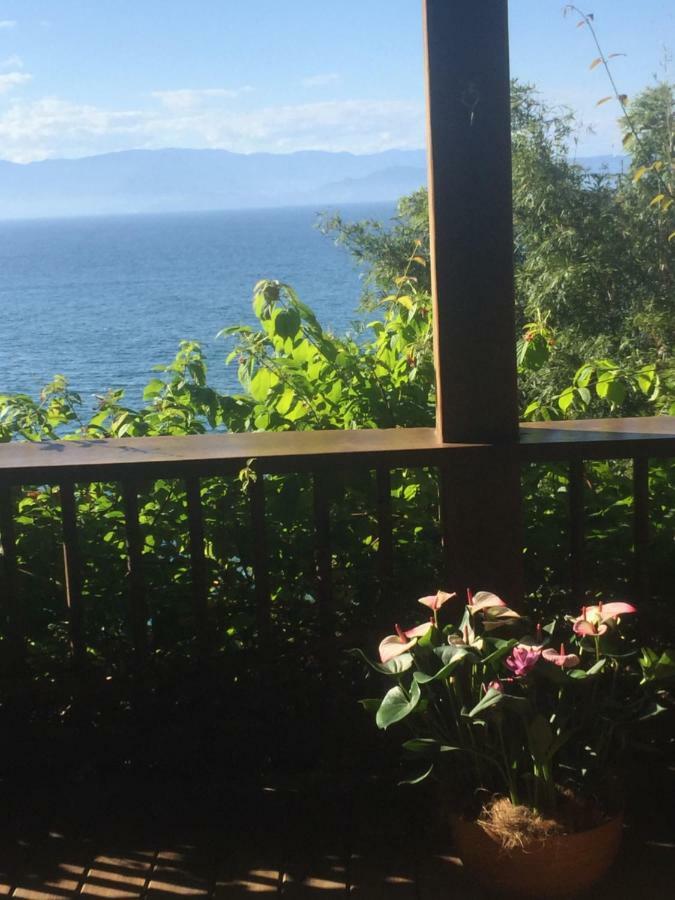 Casa Vermelha Guest House Илябела Екстериор снимка